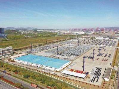 前8月寧波口岸汽車出口超250億 新能源車領跑 口岸通關優化助力企業“出海”