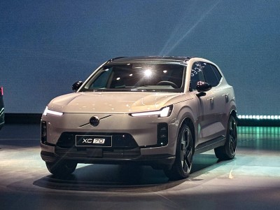 沃爾沃全新XC70上市！插混動力續航超1200km 限時尊享價26.99萬起