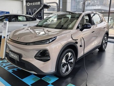 啟源Q05純電版到店:2735毫米超長軸距+激光雷達,10萬級市場新選擇