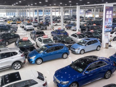 汽勢優(yōu)選:30萬級熱門車型大集合,性能配置全解析,助你選車不迷茫