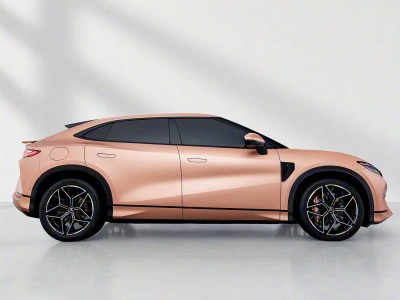 仰望U9漲價12萬背后：選裝變標配，成本攀升，對小眾市場影響幾何？