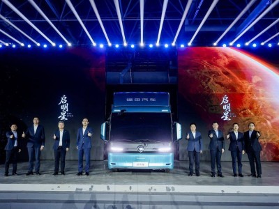 福田啟明星純電輕卡首發：六大突破+全周期服務，重塑行業新標桿