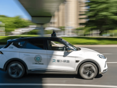 彭博社關注：中國自動駕駛出租車項目超美企，正加速海外布局拓展全球市場