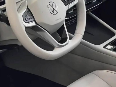 朗逸Pro煥新登場:“大嘴”格柵配電子懷擋,外觀內飾全面升級