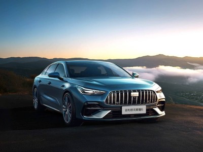 吉利銀河星耀6上市,限時6.88萬起,緊湊插混續航達1700km值不值?