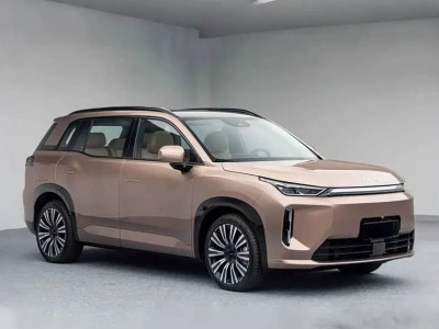 埃安AION i60 11月3日開啟預(yù)售 增程純電雙動力 預(yù)計14萬內(nèi)入手