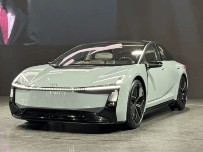 全新豐田卡羅拉概念車來襲，設計革新動力升級，能否續寫銷量傳奇？