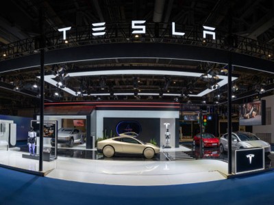 進博會特斯拉大放異彩：Cybercab將量產 人形機器人將發布 能源生態鏈完善