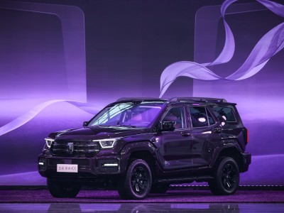 全新坦克400 24.98萬起售,機甲外觀加全能配置開啟越野新體驗