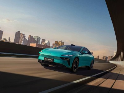 東風奕派007+上市，百萬級性能僅售13.99萬起，瞄準年輕市場