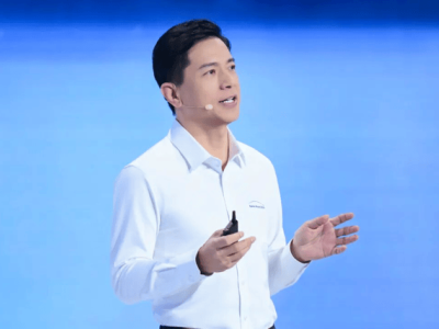 百度AI破局：從重構搜索到領跑全球，李彥宏引領智能革命新篇章