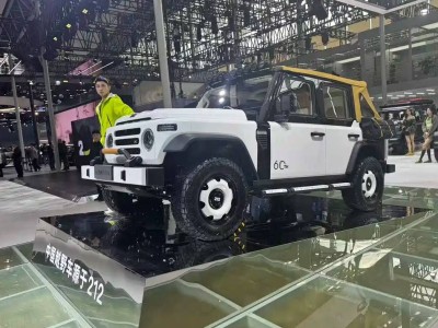 2025廣州車(chē)展：212 T01 60周年紀(jì)念版首發(fā) 外觀內(nèi)飾有新意動(dòng)力配置強(qiáng)