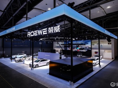 豆包AI深度賦能！榮威M7 DMH開(kāi)啟智能交互新體驗(yàn)，車(chē)展實(shí)力圈粉