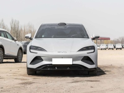 20多萬預(yù)算選純電家轎?比亞迪海豹與阿維塔06,誰才是你的心頭好?