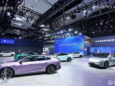 廣州車展深藍(lán)L06閃耀登場(chǎng)，磁流變懸架等黑科技重塑純電轎跑新格局