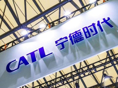 寧德時代2027年量產全固態電池,高能量密度長續航,新能源電車迎新篇