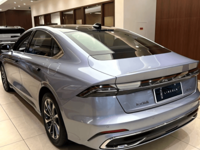 林肯Z電混平順無頓挫,健康座艙濾霾強(qiáng),全維度舒適駕乘新體驗(yàn)