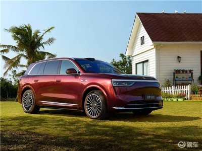 30萬(wàn)級(jí)家庭新能源SUV怎么選?昊鉑HL與問界M8三大場(chǎng)景適配度大揭秘