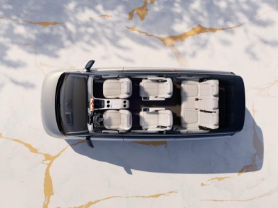 AI賦能空間革新 吉利銀河V900超級增程技術(shù)開啟全場景出行新體驗