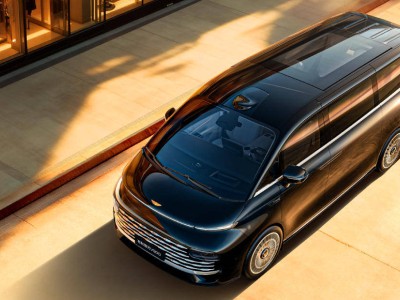 吉利銀河V900首發(fā)超級AI增程混動 優(yōu)化NVH 發(fā)電高效散熱強