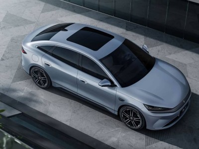 比亞迪再推秦MAX,玩轉(zhuǎn)選裝尾標(biāo),若配兆瓦閃充或成新爆款