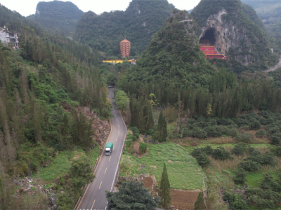 興義萬峰林山路實測:領航大G-重載版憑硬核實力成復雜路況好幫手