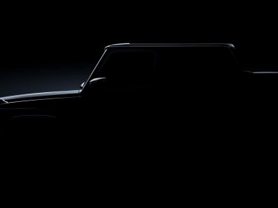 奔馳新G級敞篷版預(yù)告片發(fā)布 預(yù)計年底亮相 2026年開售價格或上揚