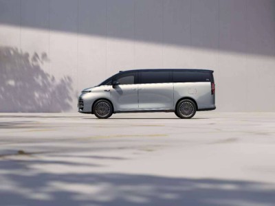 吉利銀河V900:大空間搭配超級AI增程,MPV市場新勢力登場