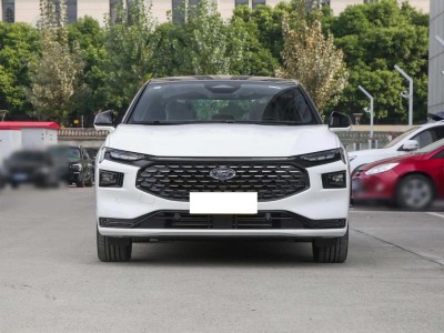 油電共存時代下,福特蒙迪歐與大眾邁騰,誰才是更優之選?