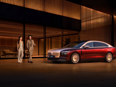 破曉時刻:嵐圖追光L以技術革新,重塑中國豪華車市場新格局