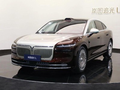 嵐圖追光L怎么選?兩版本差異全解析,按需入手不踩坑!