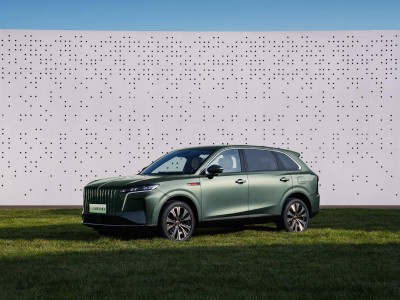 本周三款新車登場：紅旗HS6 PHEV家用優選，歐拉5個性吸睛，極石ADAMAS豪華越野