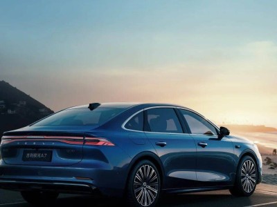 10萬級家轎新選擇!銀河A7智能配置拉滿,低油耗成家庭出行優選