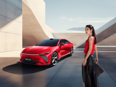 高端新能源駕控對決：星紀元ES與小米SU7，誰更契合你的出行需求？