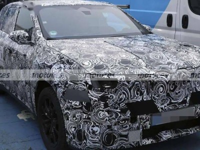 寶馬全新iX1諜照曝光：17.9英寸大屏+全景視域橋，2028年上市引期待