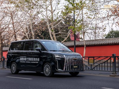 12.98萬起售的MPV新選擇！試駕銳勝M8，空間配置雙在線，家用商用都適宜