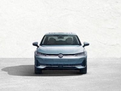 帕薩特ePro“帶電”登場，超1300公里續航能否引領混動新潮流？