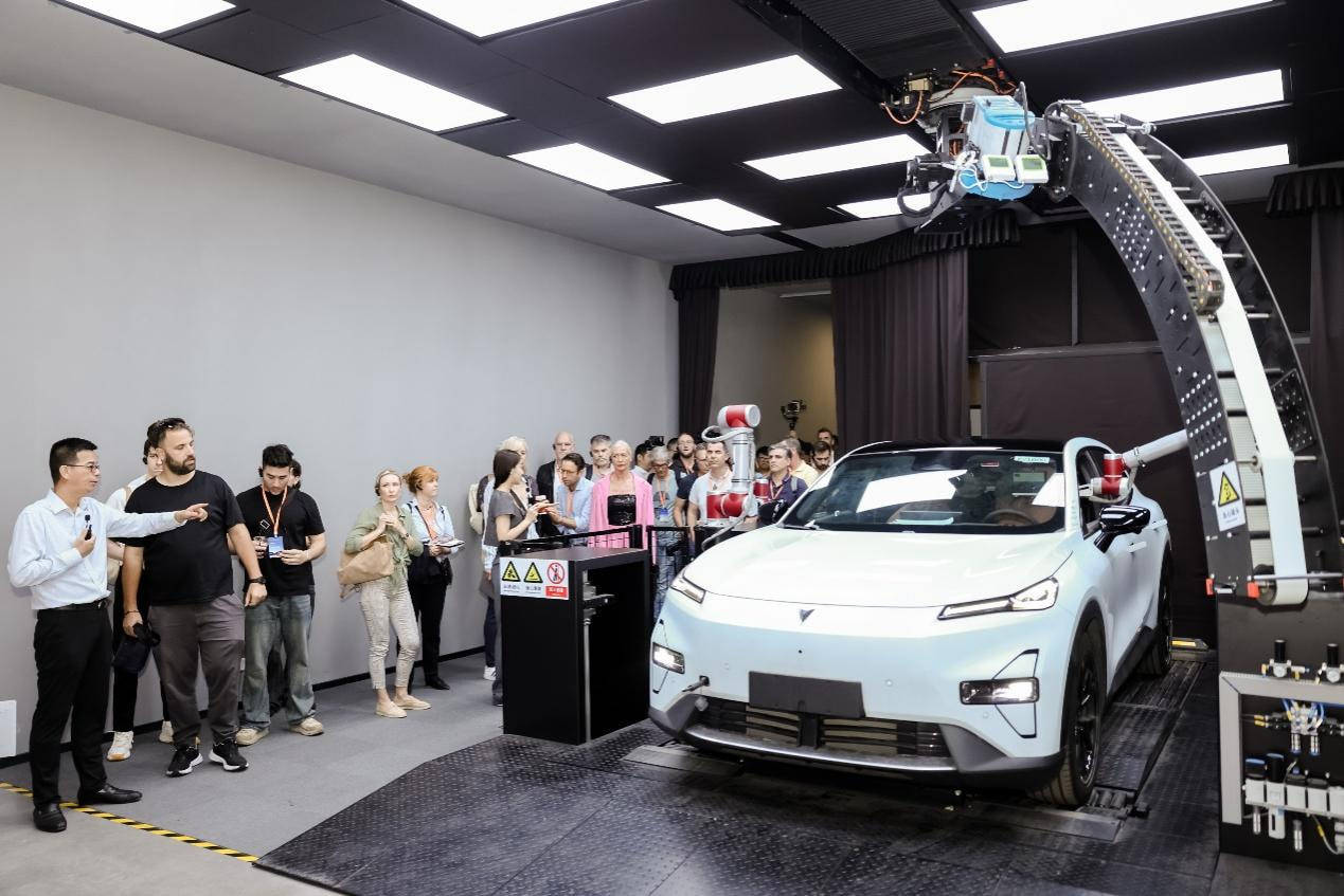 長安汽車數智工廠探訪