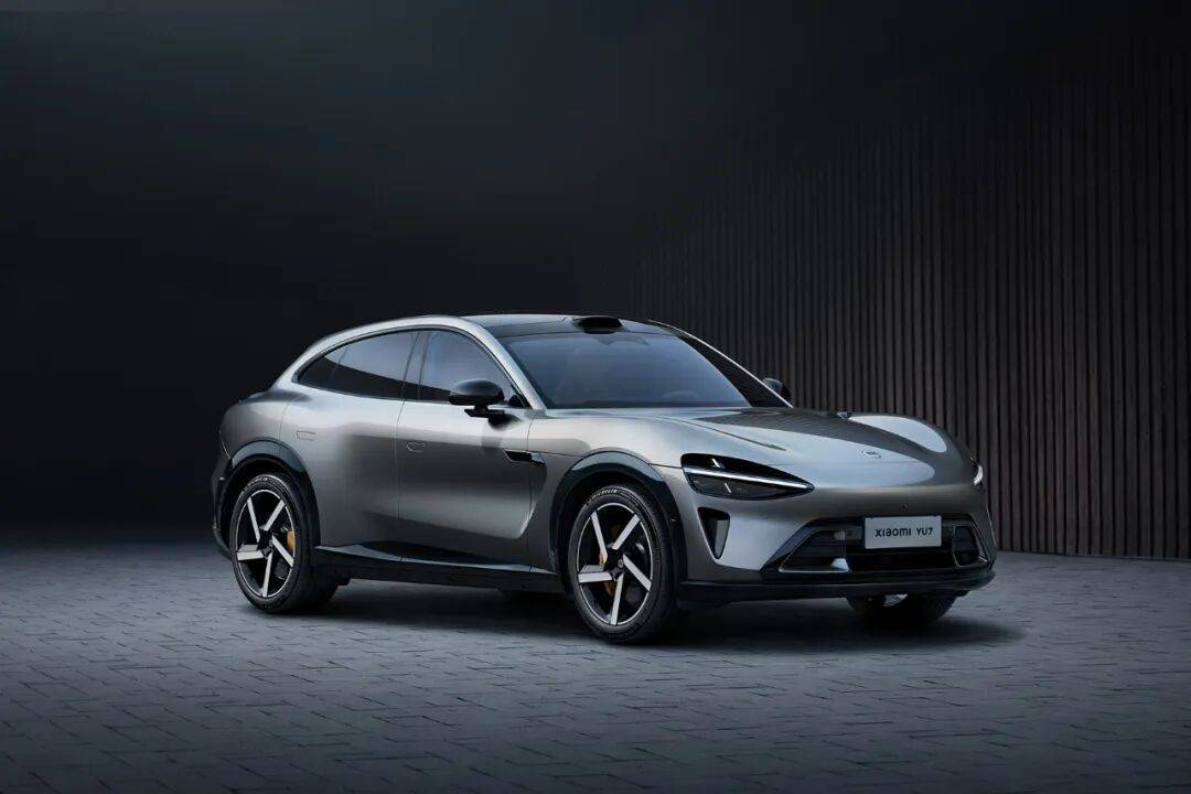 小米YU7實車圖