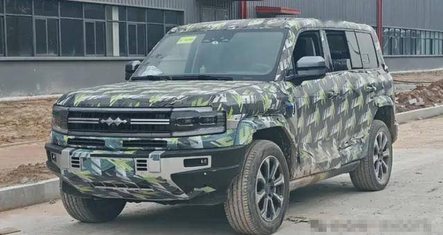 新款方程豹豹5偽裝測試車