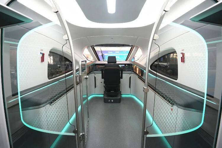 列車內部