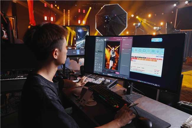 佳能“佳直播”攜手時(shí)拍傳媒,開啟明星感團(tuán)播時(shí)代