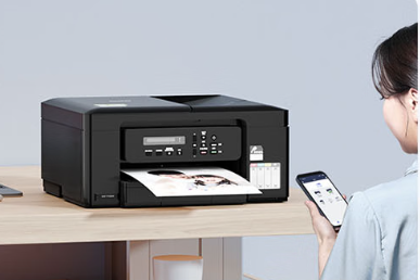 電腦前的人

AI 生成的內容可能不正確。